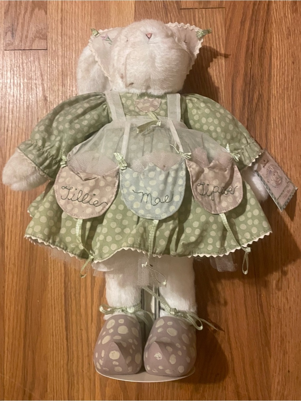 Hallmark Bunnies By The Bay, with Pastel Apron Pockets and stand